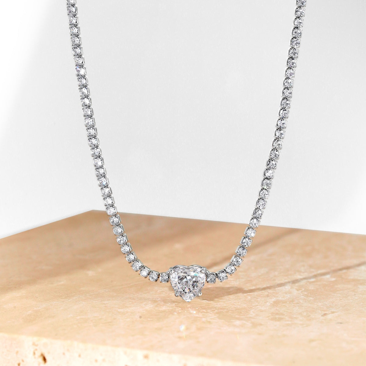 [Love Aura]2.0 Carat Sparkling Tennis Heart Cut Necklace