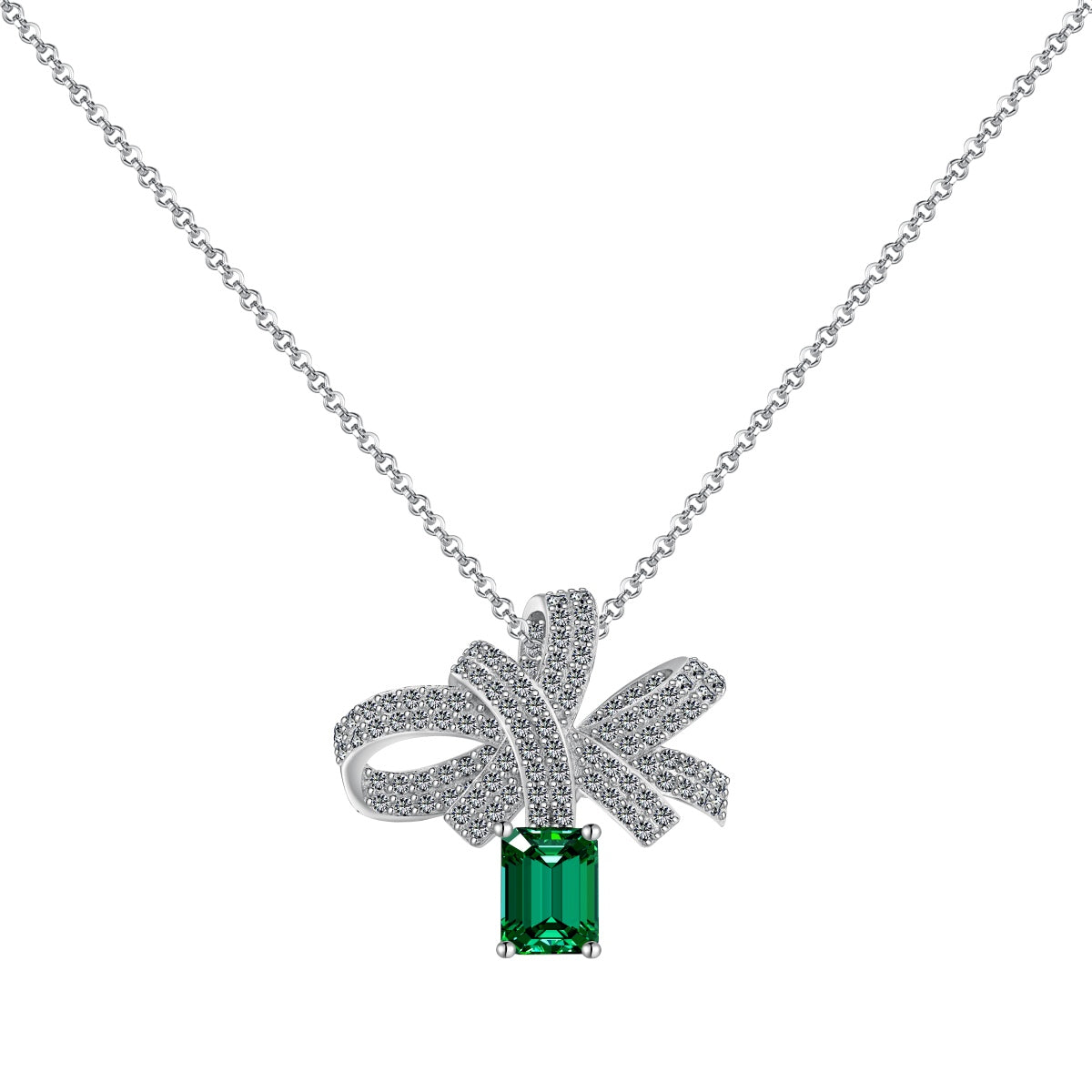 [Love Aura]Luxurious Flower Shape Emerald Cut Necklace