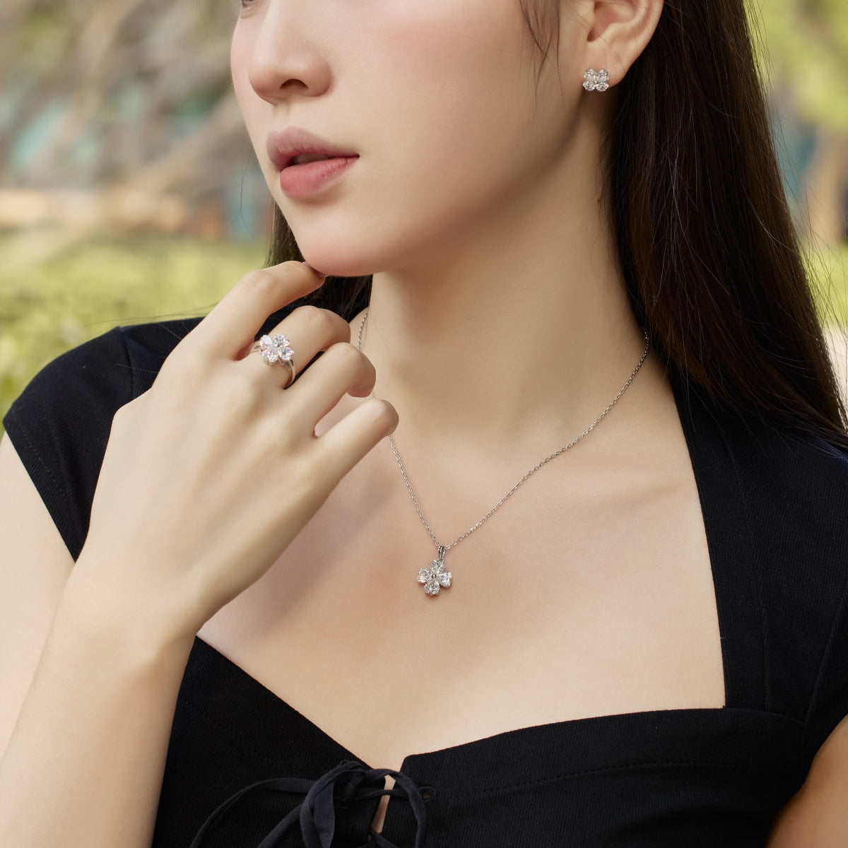 [Love Aura]Heart-Shaped Four-Leaf Clover Bead Necklace