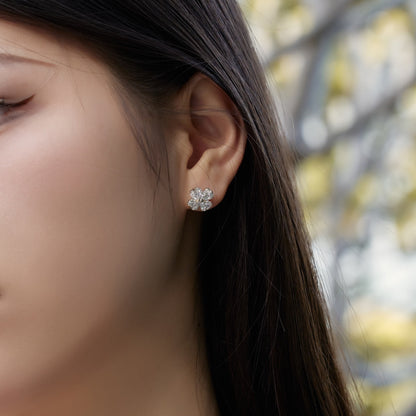 [Love Aura]Four-Leaf Clover Ball Earrings