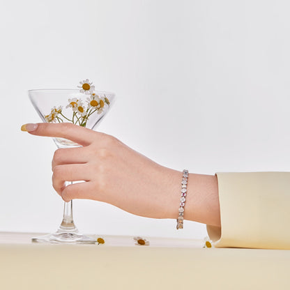 [Love Aura]Dazzling Radiant Multi Cut Daily Bracelet