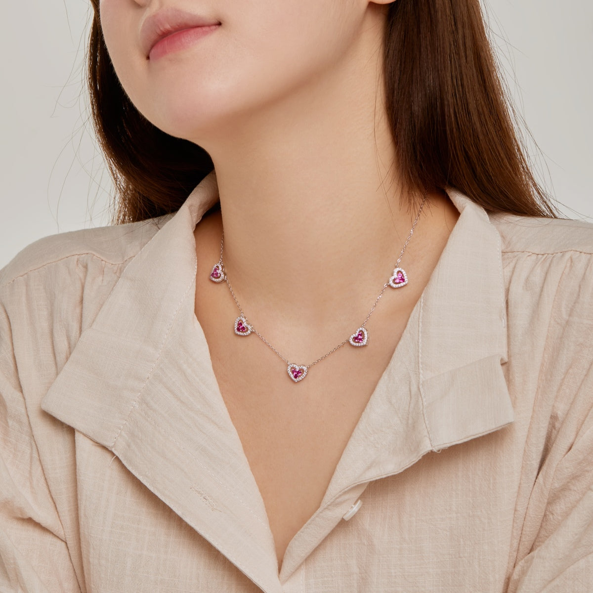 [Love Aura]Sparkling Five Heart Necklace
