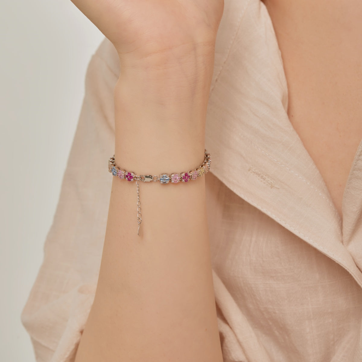 [Love Aura]Delicate Colorful Emerald Cut Daily Bracelet