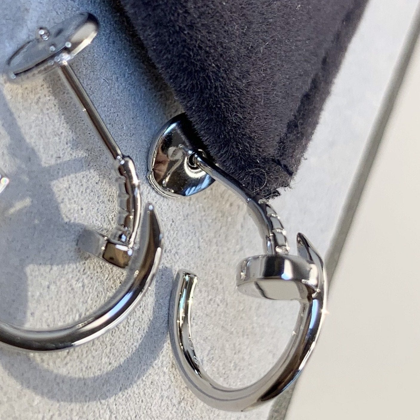 [Love Aura]JUSTE EARRINGS SILVER