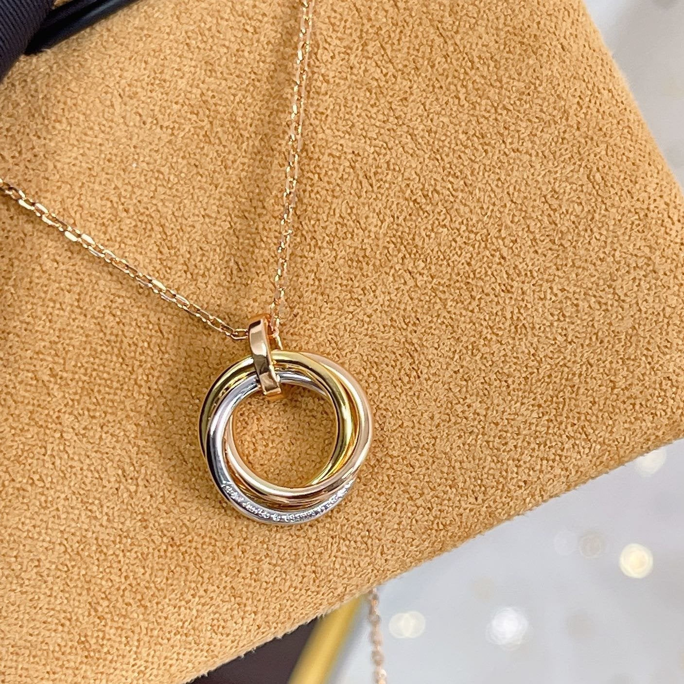 [Love Aura]TRINITY NECKLACE SILVER GOLD PINK GOLD DIAMONDS