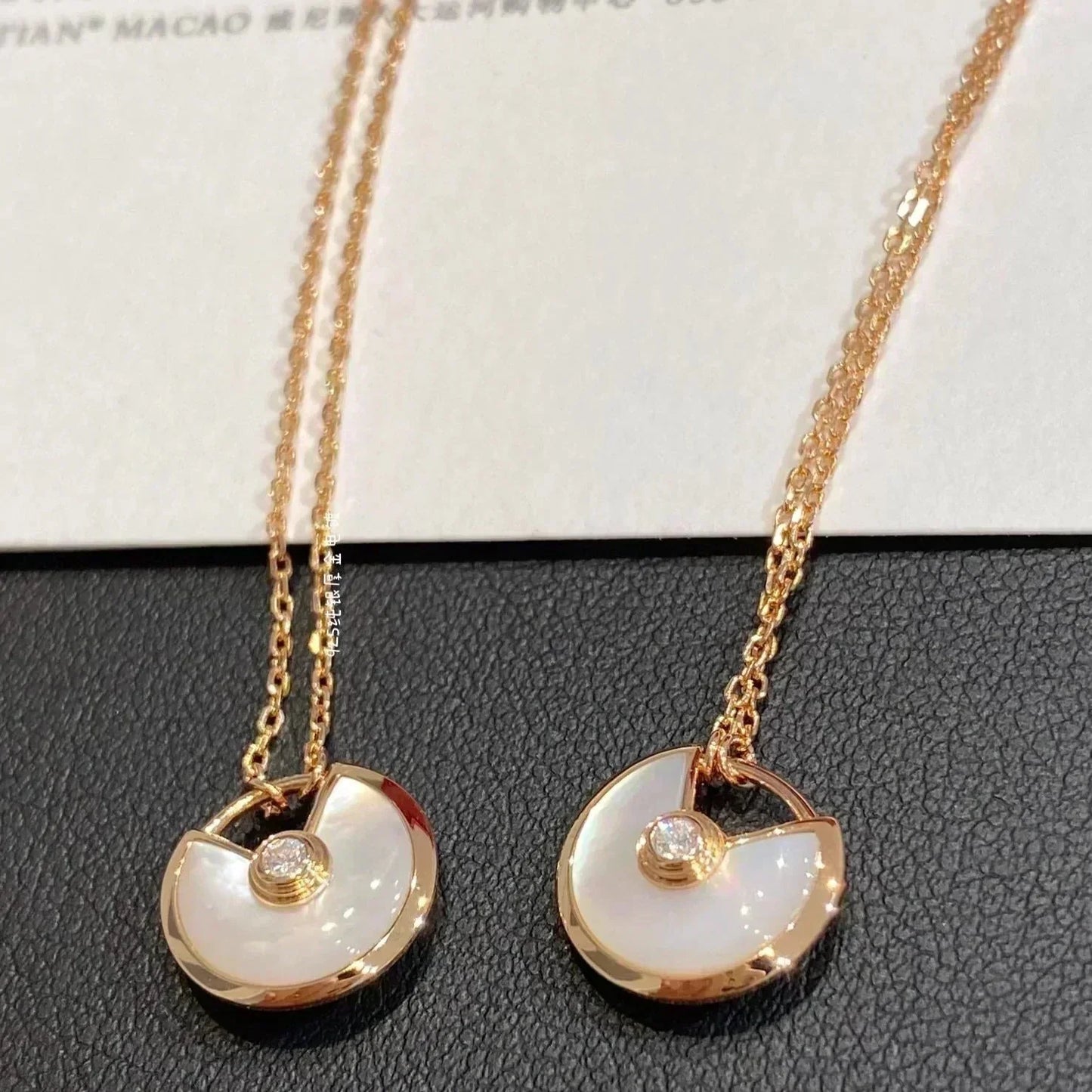 [Love Aura]AMULETTE ROSE GOLD MOP NECKLACE