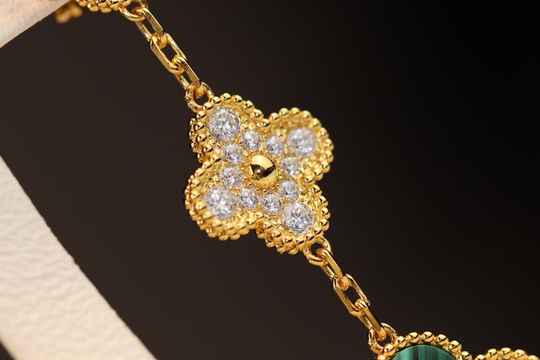 [Love Aura]CLOVER EARRINGS GOLD MALACHITE DIAMOND 3 MOTIF