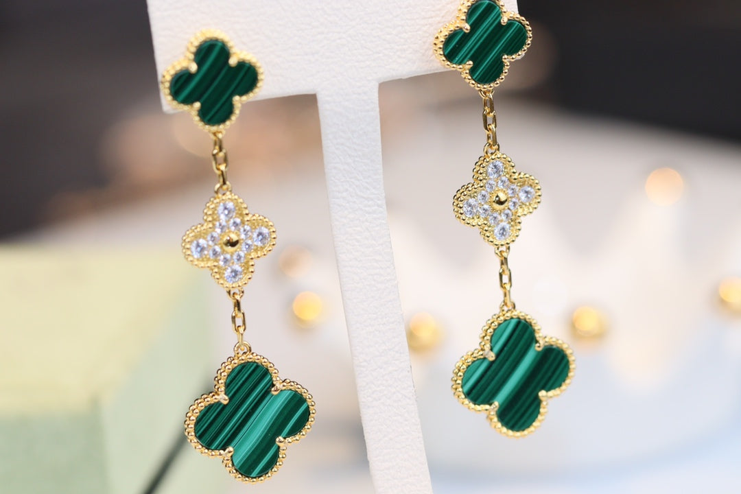 [Love Aura]CLOVER EARRINGS GOLD MALACHITE DIAMOND 3 MOTIF