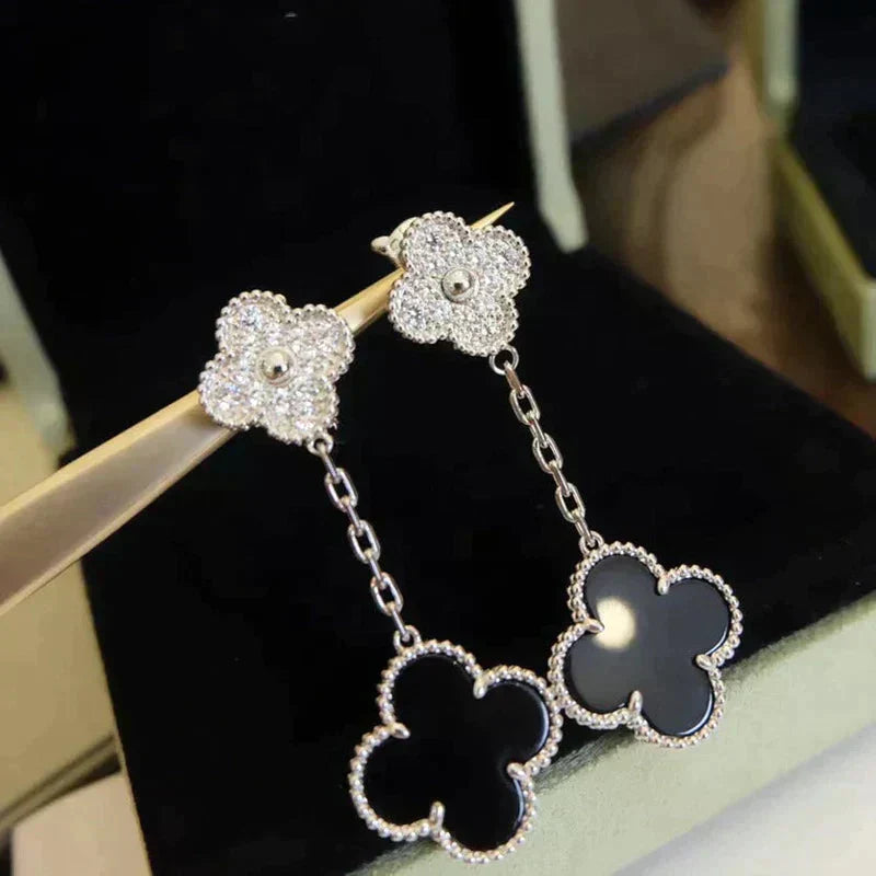 [Love Aura]CLOVER 2 MOTIFS  DIAMOND ONYX EARRINGS SILVER