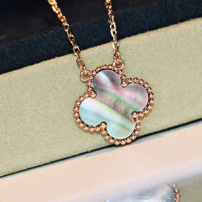 [Love Aura]CLOVER 15MM  GRAY MOTHER OF PEARL NECKLACE