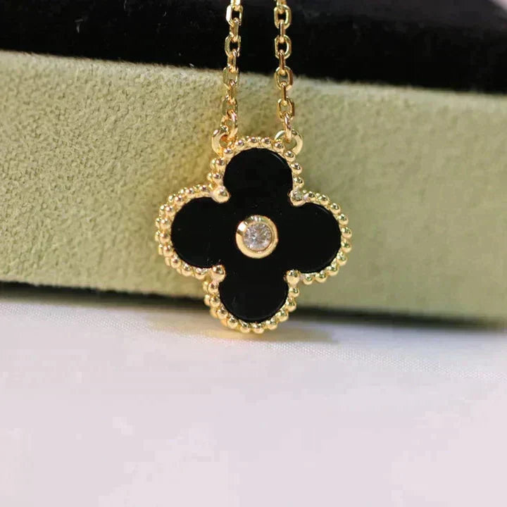 [Love Aura]CLOVER 15MM DIAMOND ONYX NECKLACE