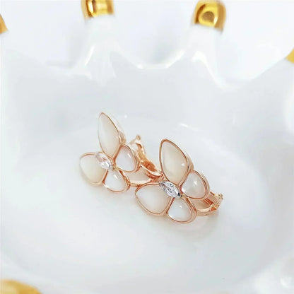 [Love Aura]BUTTERFLY MOP DIAMOND EARRINGS