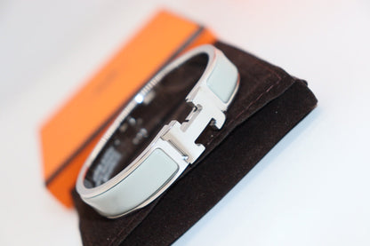 [Love Aura]H LIGHT BLUE BRACELET