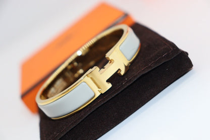 [Love Aura]H LIGHT BLUE BRACELET