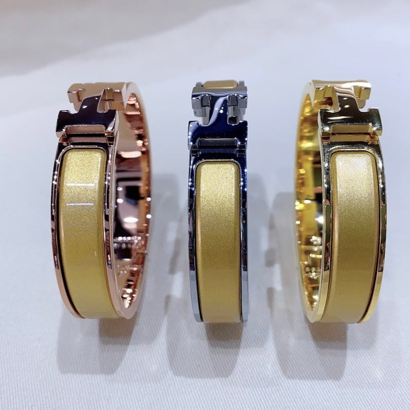 [Love Aura]H CHAMPAGNE BRACELET