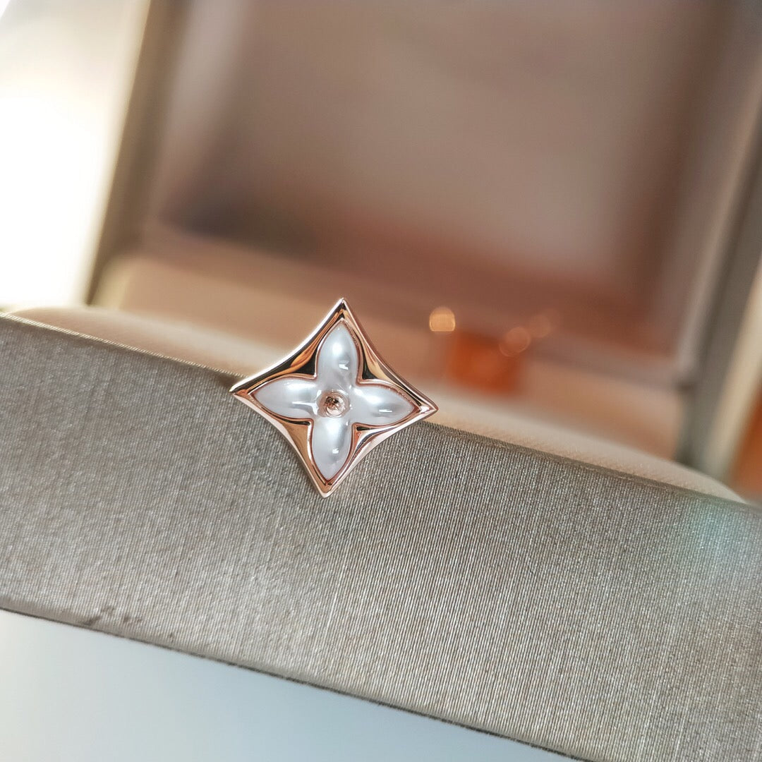 [Love Aura]STAR MOP PINK GOLD EARRINGS