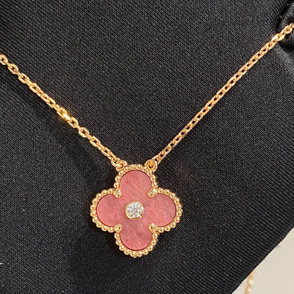 [Love Aura]CLOVER 15MM DIAMOND RHODONITE NECKLACE
