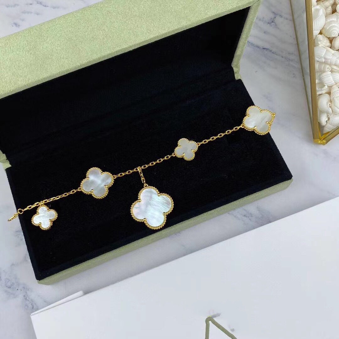 [Love Aura]MAGIC CLOVER MOP GOLD BRACELET 5 MOTIFS