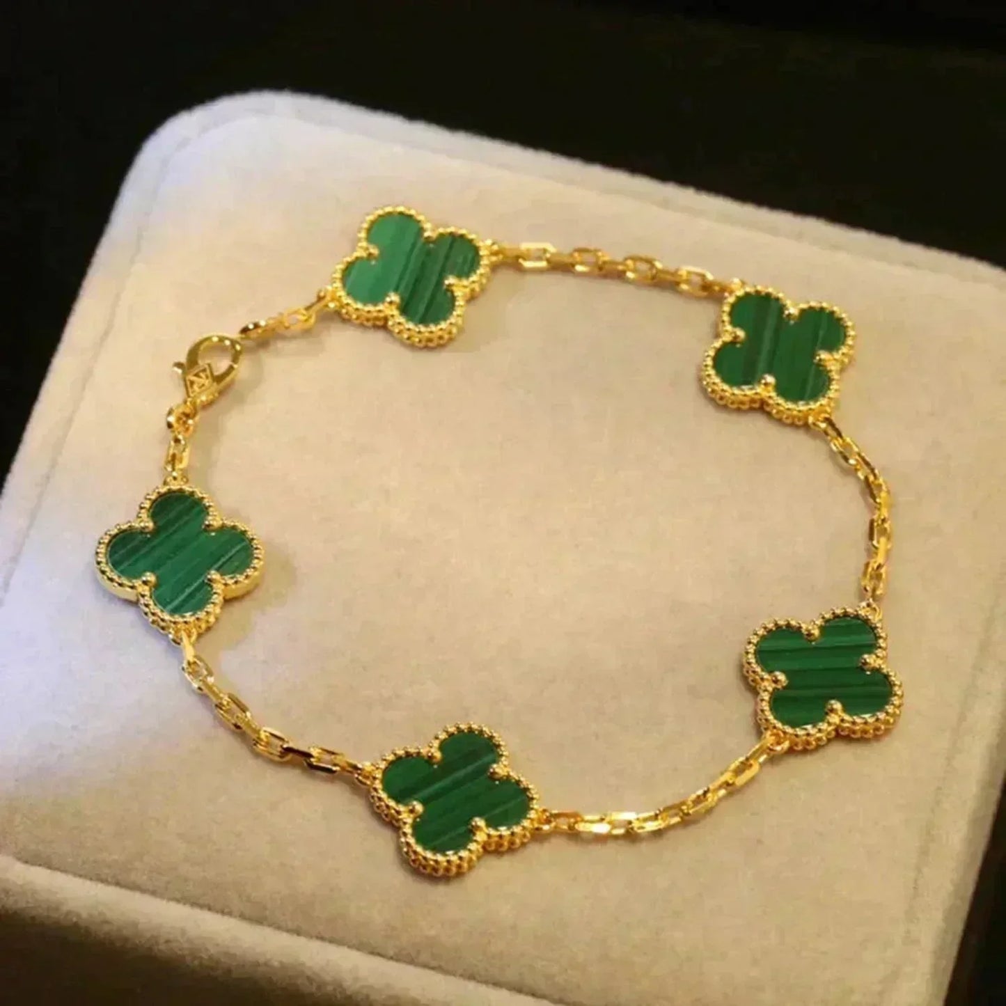 [Love Aura] CLOVER 5 MOTIF MALACHITE BRACELET COLLECTION