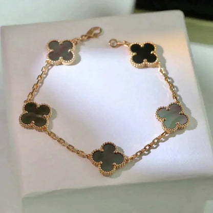 [Love Aura]CLOVER 5 MOTIF GRAY MOP  BRACELET