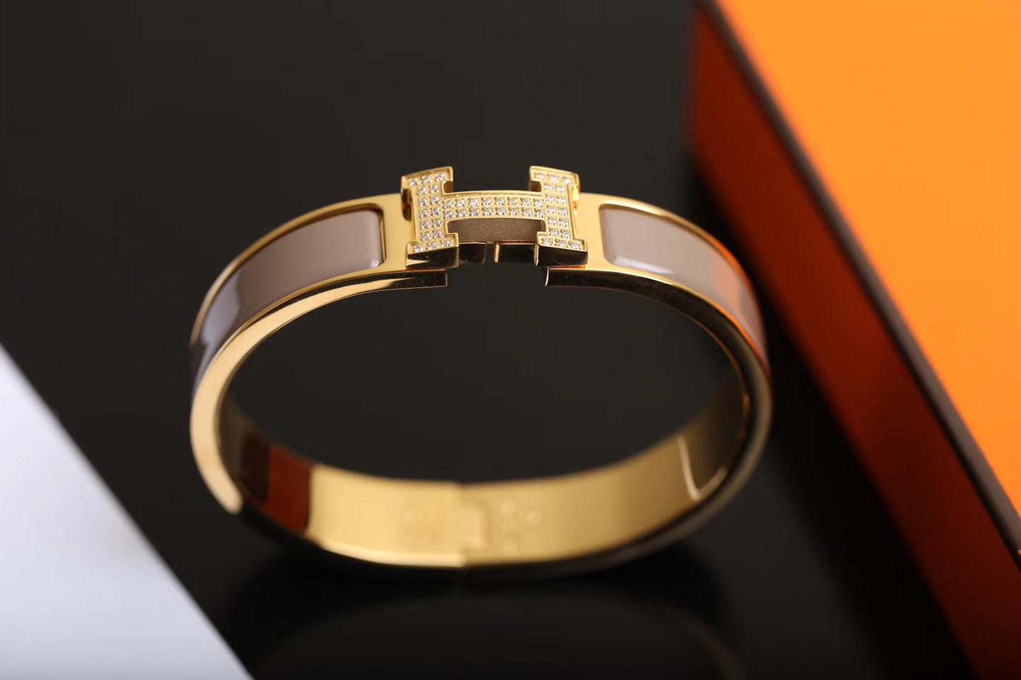 [Love Aura]H BRACELET GOLD DIAMOND