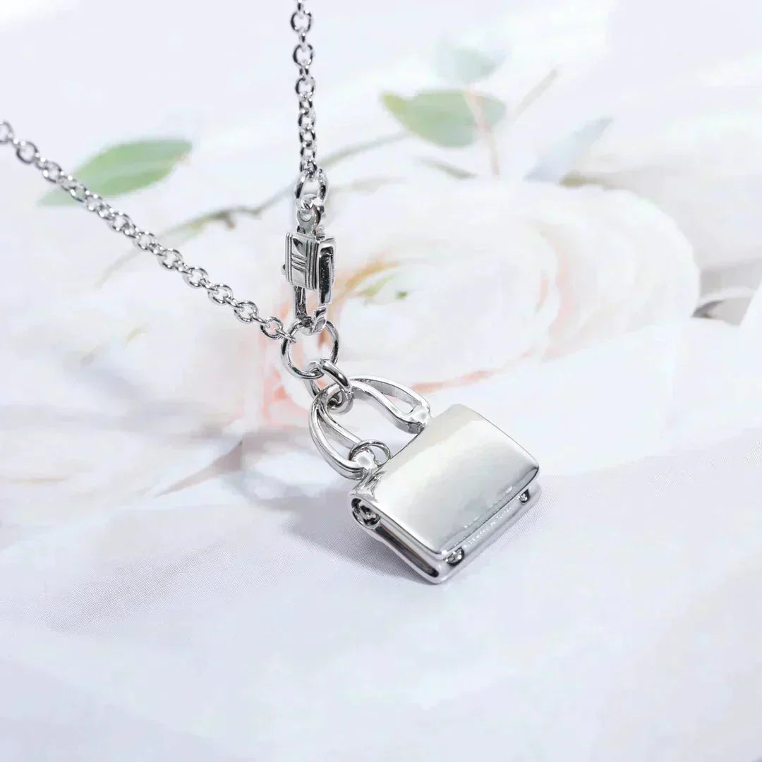[Love Aura]AMULETTE PEDANT SILVER NECKLACE