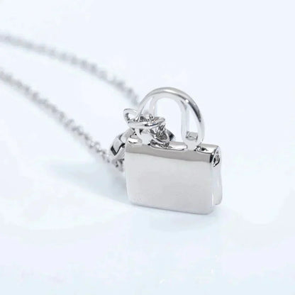 [Love Aura]AMULETTE PEDANT SILVER NECKLACE
