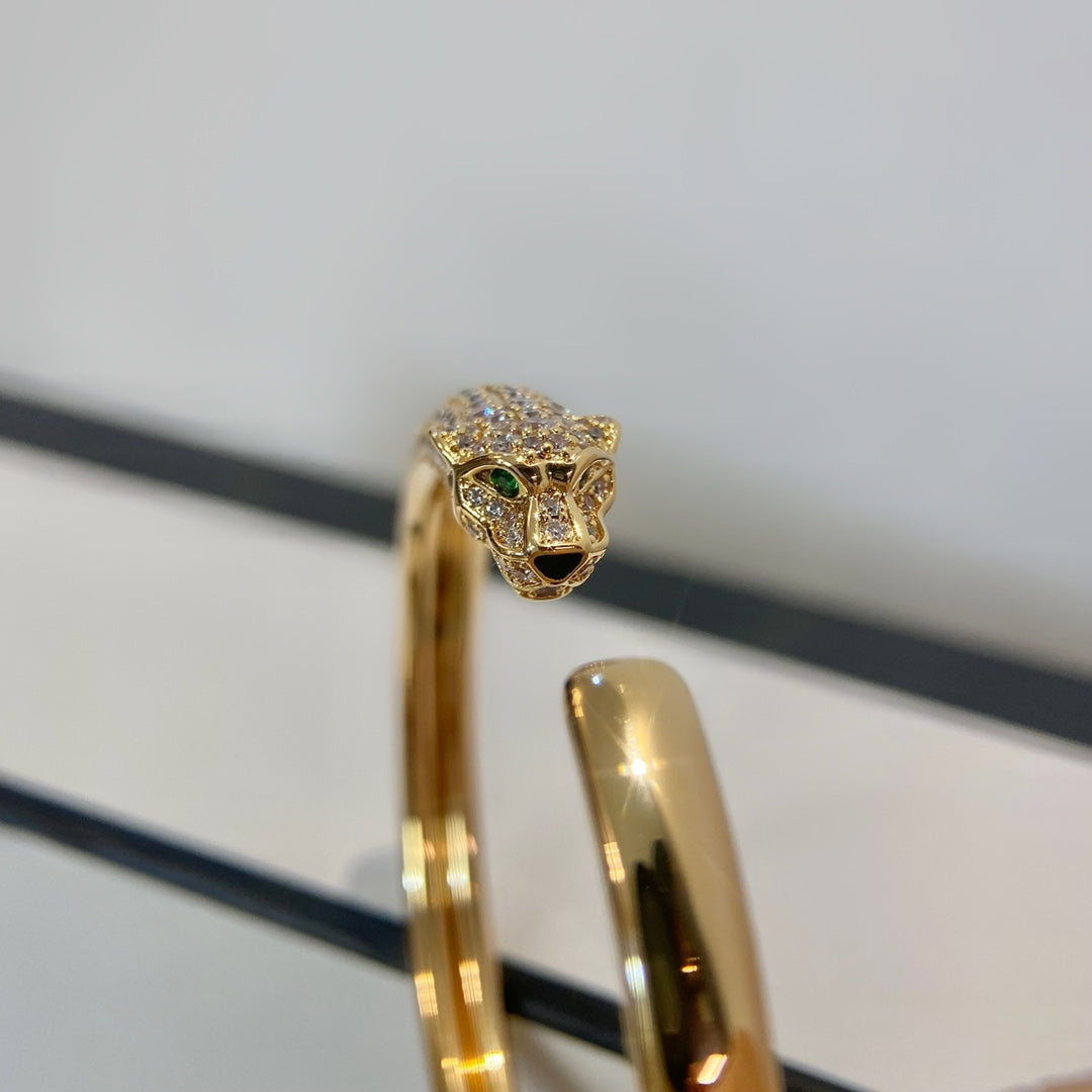 [Love Aura]PANTHERE GOLD DIAMOND OPEN BRACELET