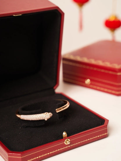 [Love Aura]PANTHERE ROSE GOLD DIAMOND OPEN BRACELET