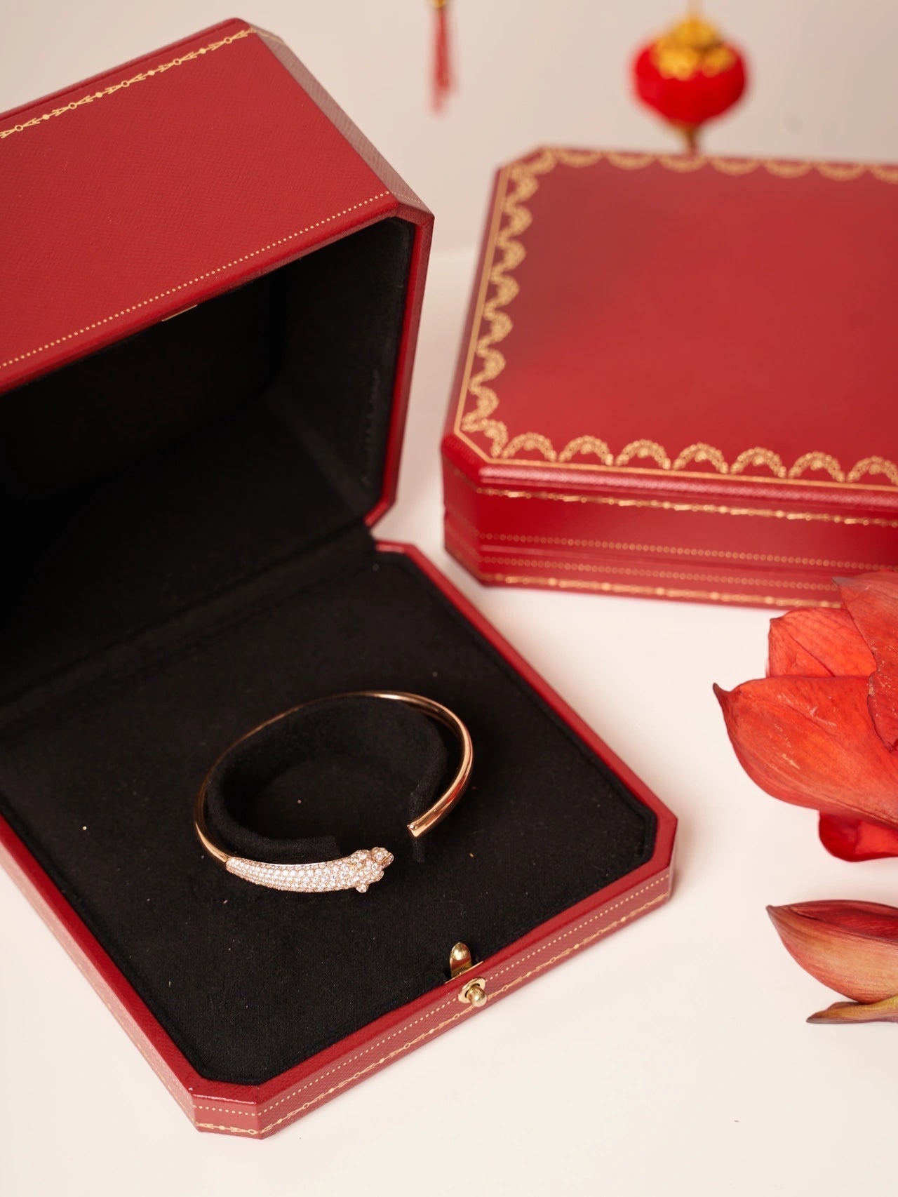 [Love Aura]PANTHERE ROSE GOLD DIAMOND OPEN BRACELET