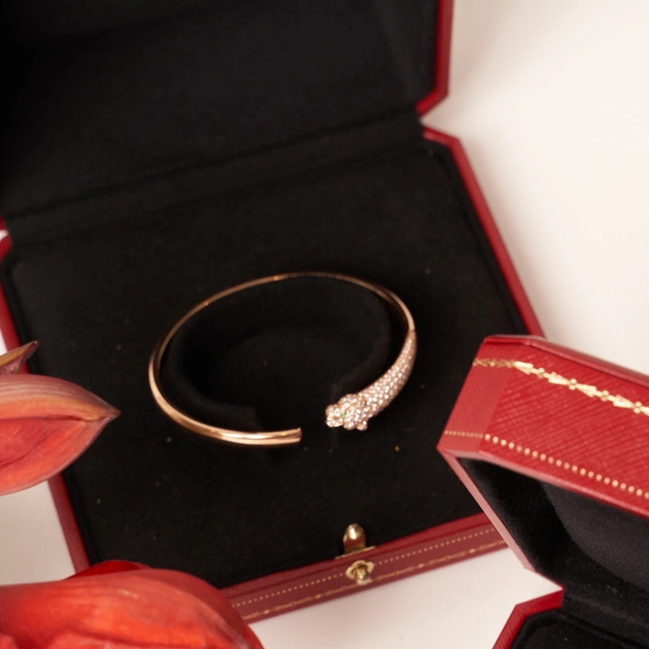 [Love Aura]PANTHERE ROSE GOLD DIAMOND OPEN BRACELET