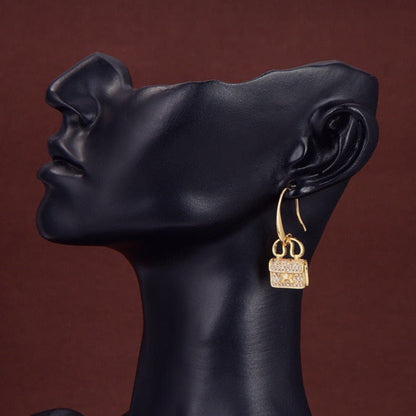 [Love Aura]KELLY DIAMOND EARRINGS