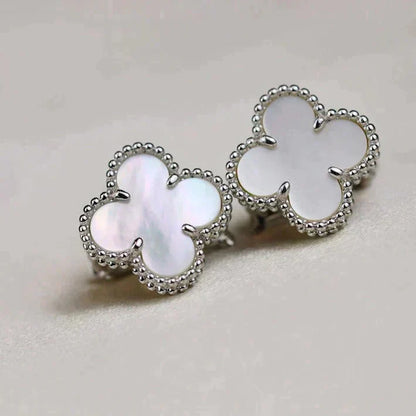 [Love Aura]CLOVER MEDIUM 1 MOTIFS  WHITE MOP EARRINGS SILVER