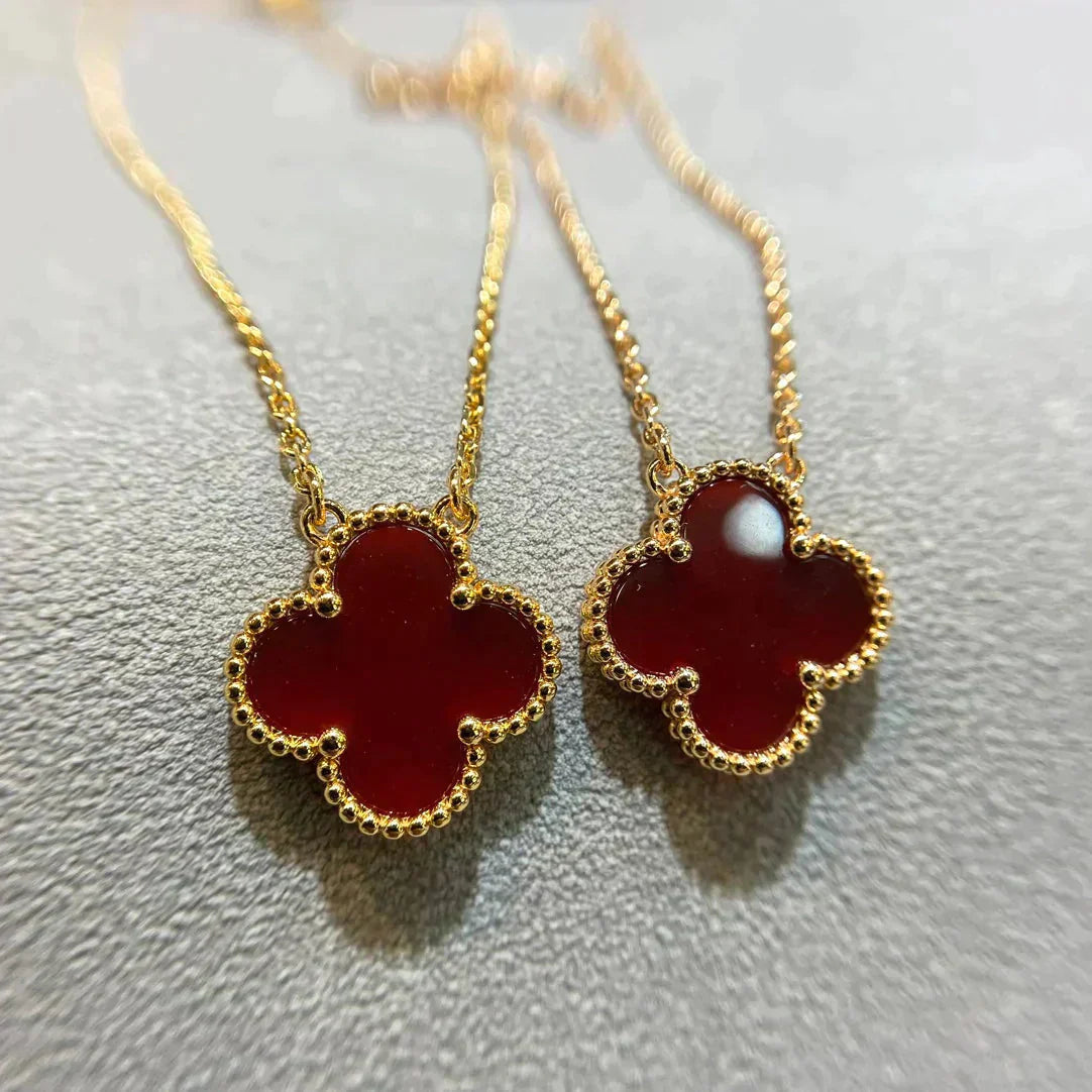 [Love Aura]CLOVER 15MM CARNELIAN SINGLE FLOWER NECKLACE