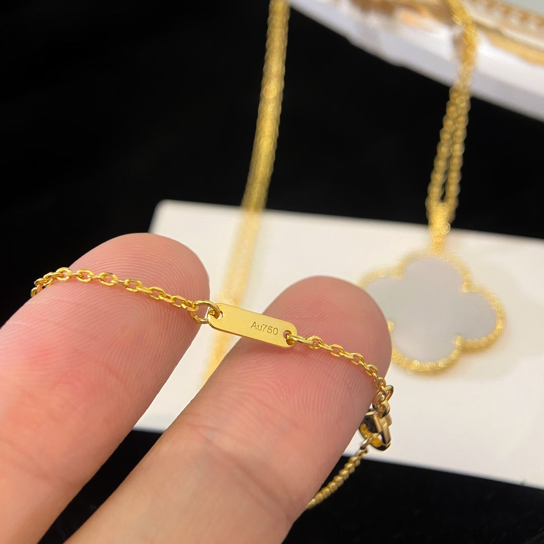 [Love Aura]CLOVER 25MM MOP LARGE PENDANT NECKLACE