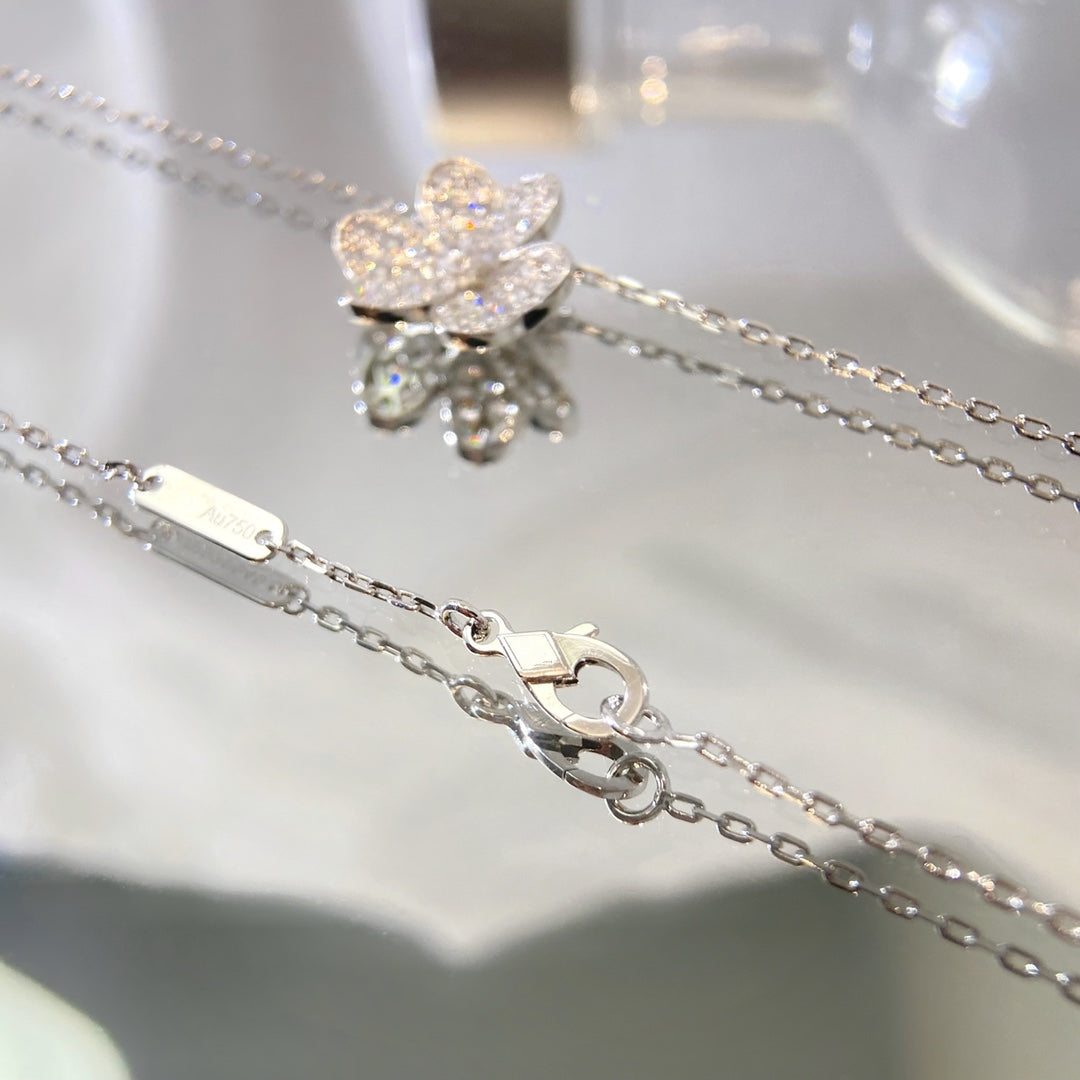 [Love Aura]FLOWER DIAMOND NECKLACE