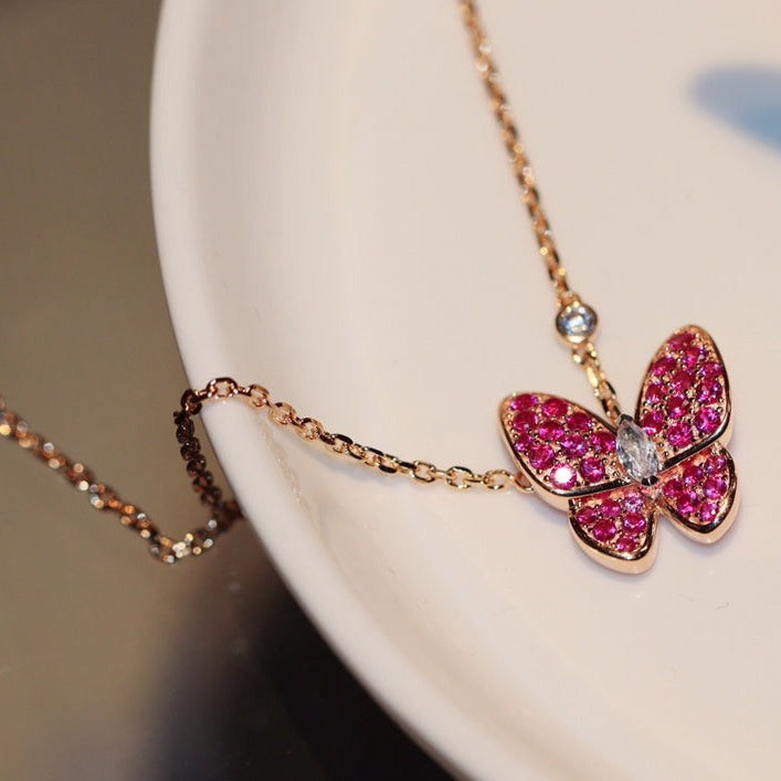 [Love Aura]BUTTERFLY RED DIAMOND ROSE GOLD NECKLACE