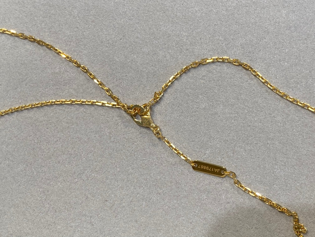 [Love Aura]CLOVER 25MM NECKLACE GOLD CARNELIAN