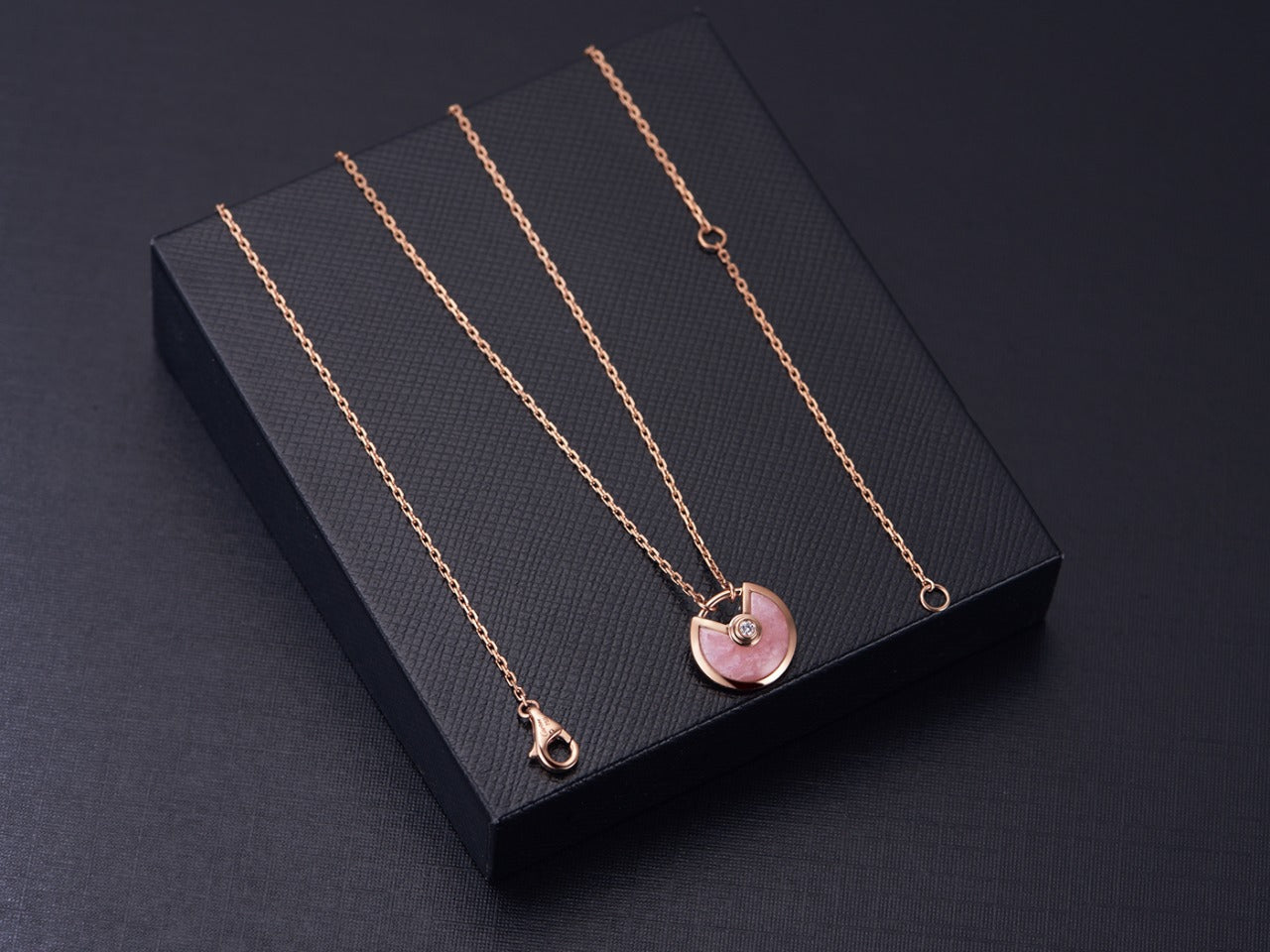 [Love Aura]AMULETTE ROSE GOLD PINK MOP NECKLACE