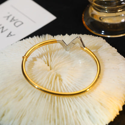 [Love Aura]VOLTE UPSITE DOWN GOLD DIAMOND BRACELET