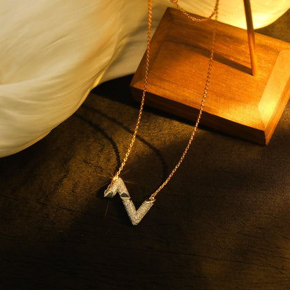 [Love Aura]VOLT SILVER DIAMOND PEDANT NECKLACE