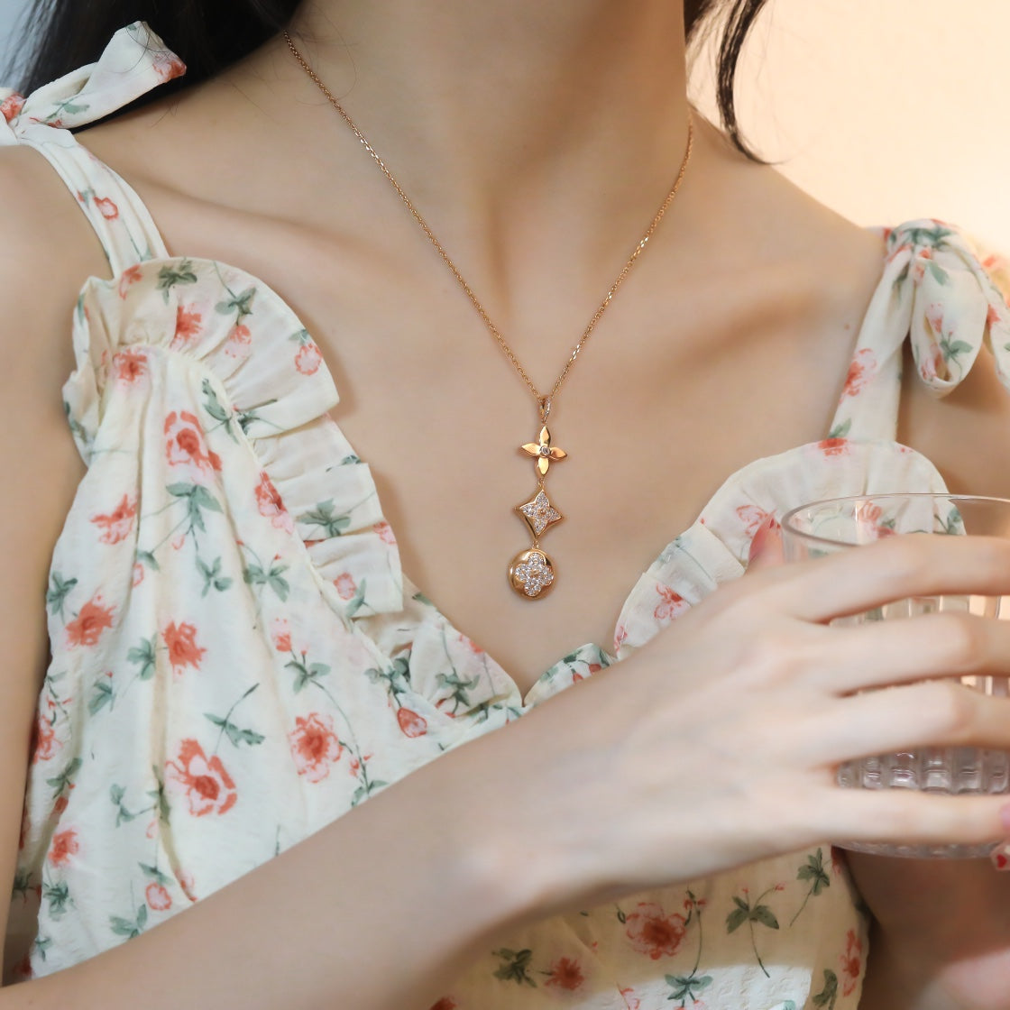 [Love Aura]STAR AND SUN DIAMOND PINK GOLD NECKLACE