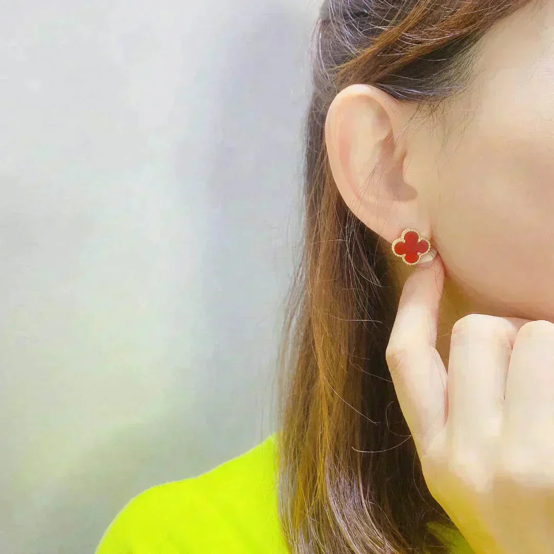 [Love Aura]CLOVER MEDIUM 1 MOTIFS CARNELIAN  EARRINGS