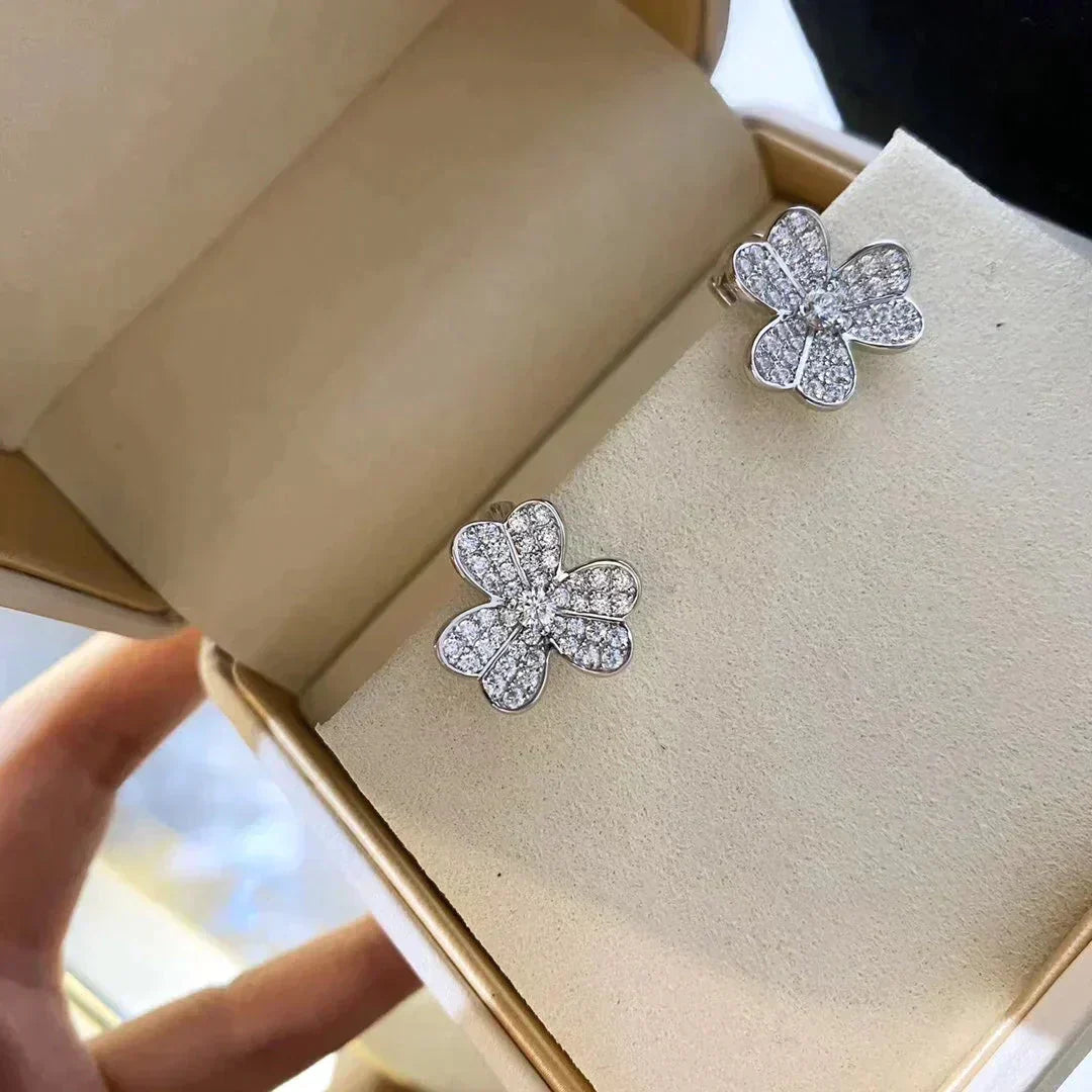 [Love Aura]CLOVER COMOS DIAMOND EARRINGS SILVER