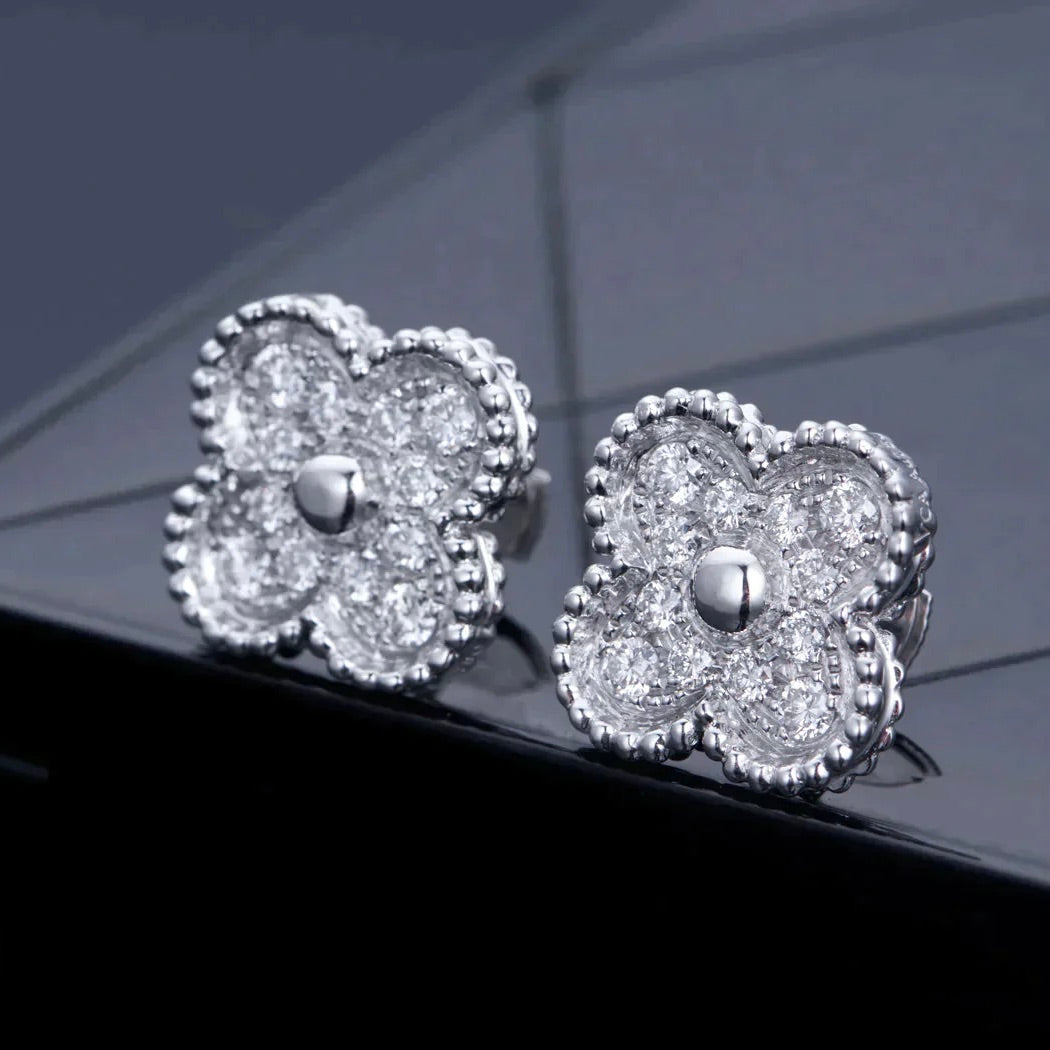 [Love Aura]CLOVER 1 MOTIFS DIAMOND STUD EARRINGS SILVER