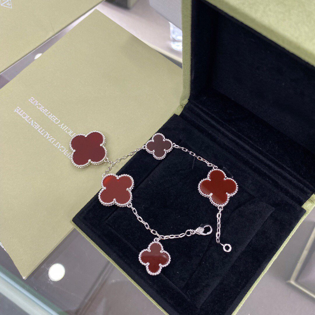 [Love Aura]CLOVER 5 MOTIFS SIVLER CARNELIAN BRACELET