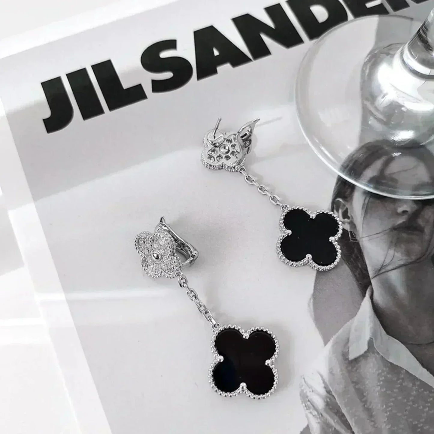 [Love Aura]CLOVER 2 MOTIFS  DIAMOND ONYX EARRINGS SILVER