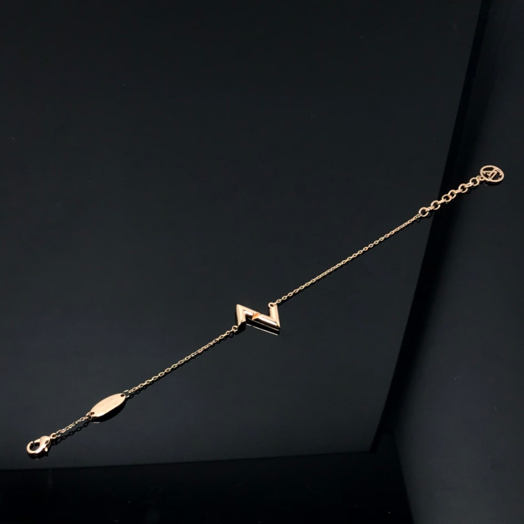 [Love Aura]VOLT LV LOGO BRACELET