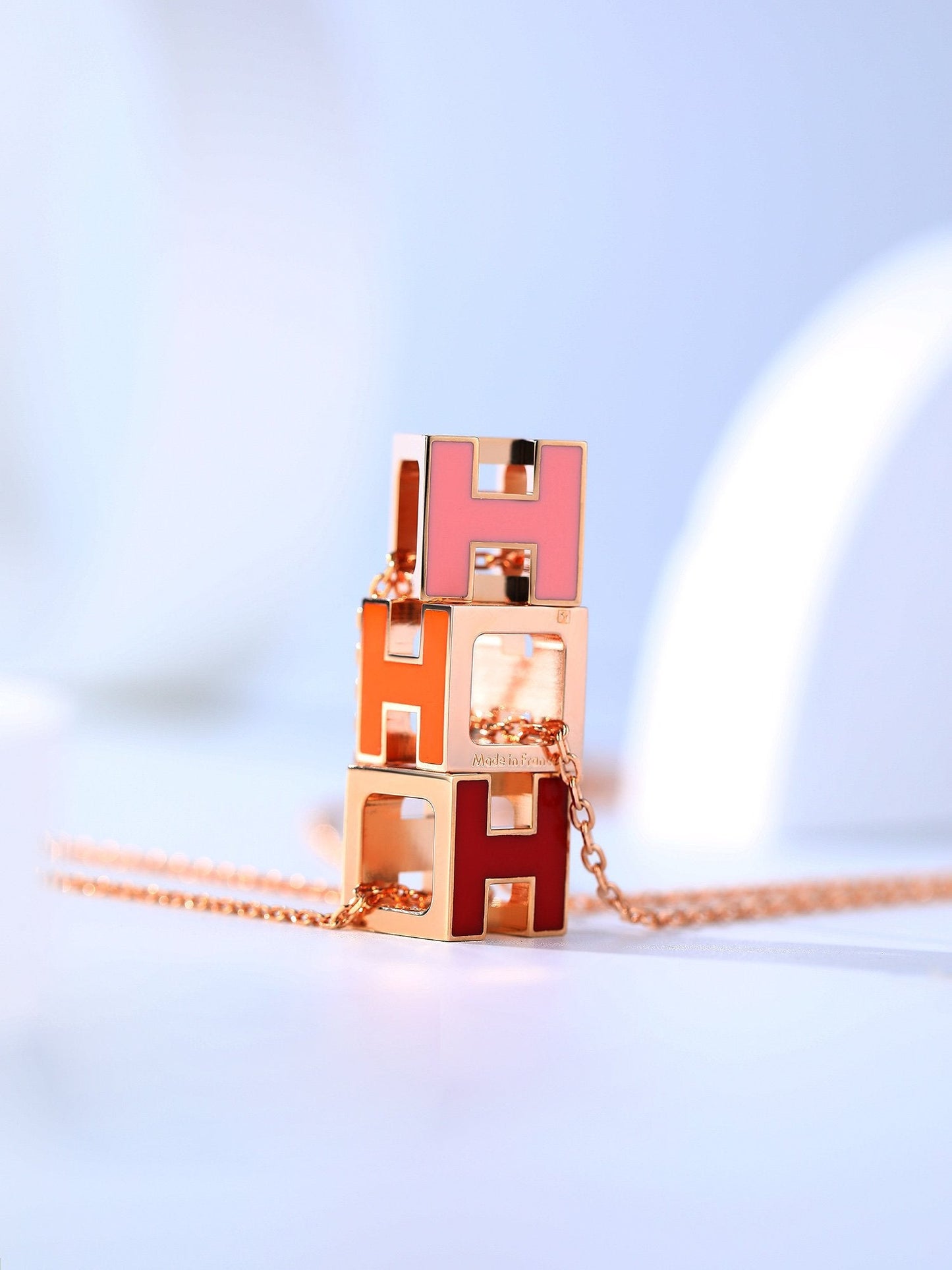 [Love Aura]H CAGE PINK GOLD NECKLACE