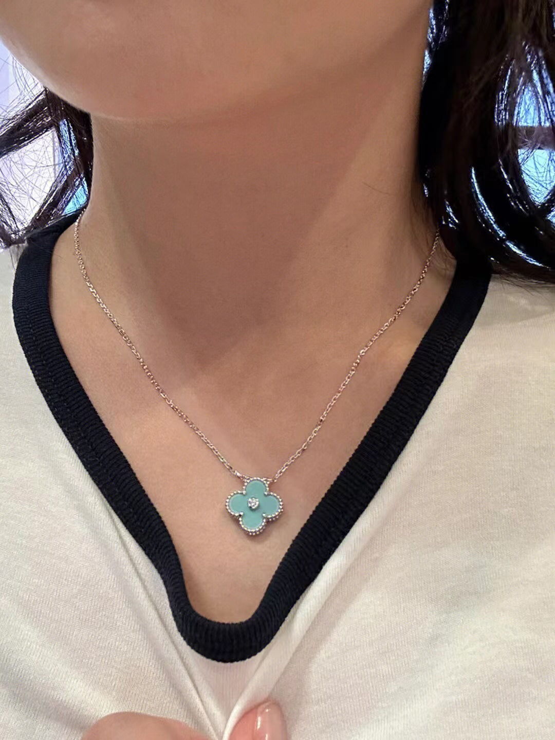 [Love Aura]CLOVER 1 DIAMOND LIGHT BLUE SILVER NECKLACE